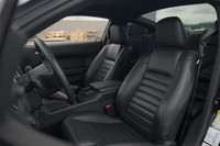 Equipped with a 500 hp supercharged 5.4L V8, 6-speed manual, and Brembo brakes for raw muscle. Deale... (image 6)