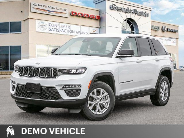2024 Jeep Grand Cherokee Limited in Cars & Trucks in Grande Prairie