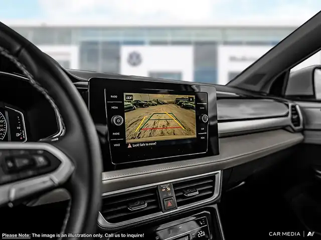 2025 Volkswagen Taos Comfortline 4MOTION Turbo, Heated Seats, AW dans Autos et camions dans Medicine Hat - Image 17