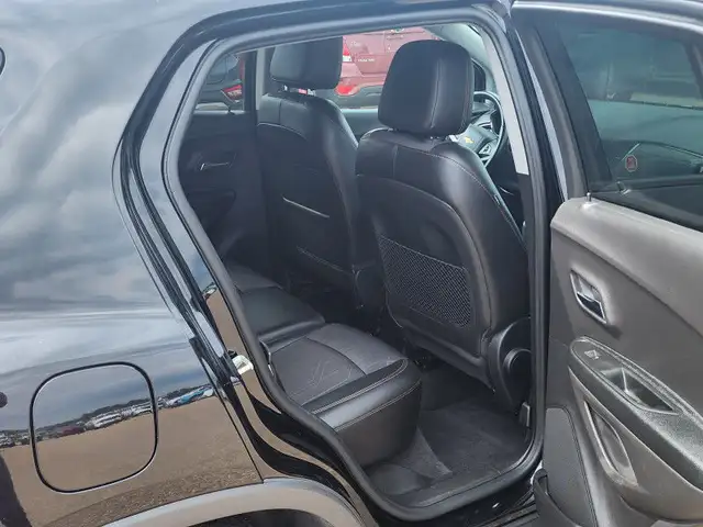 2019 Chevrolet Trax LT in Cars & Trucks in St. Albert - Image 17