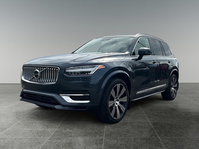 2021 Volvo XC90 Recharge T8 eAWD PHEV Inscription / 7 PASSENGER in Cars & Trucks in Calgary