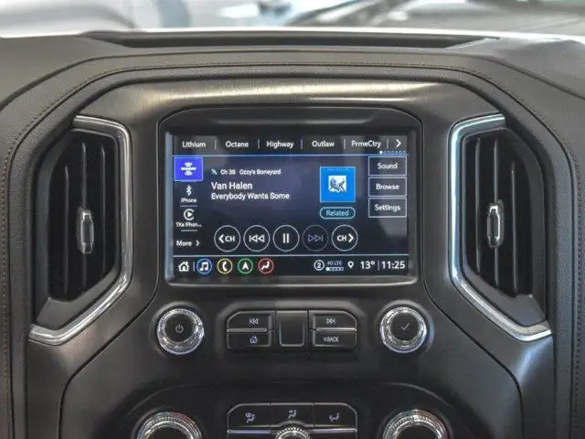 2021 GMC Sierra 1500 AT4 Diesel in Cars & Trucks in Calgary - Image 15