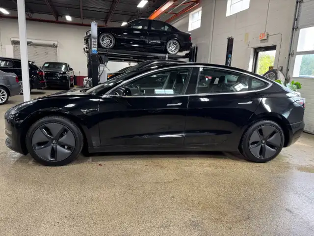 2018 Tesla Model 3 Long Range Battery AWD - BLUETOOTH - NAVI - B dans Autos et camions dans Région de Mississauga/Peel - Image 3