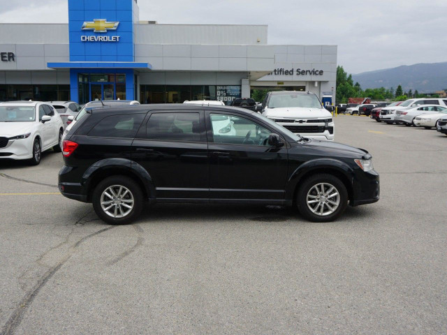 2017 Dodge Journey in Cars & Trucks in Penticton - Image 4