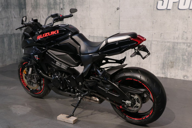 2020 Suzuki 1000 KATANA in Sport Touring in Laurentides - Image 4