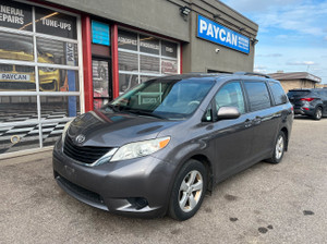 2013 Toyota Sienna LE