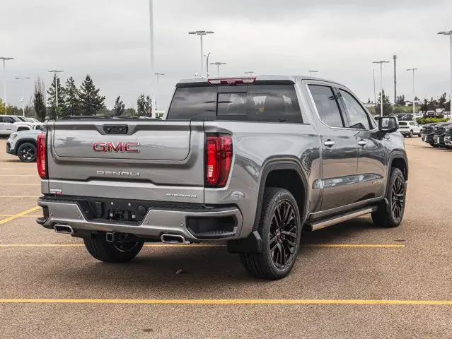 2025 GMC Sierra 1500 Denali in Cars & Trucks in Strathcona County - Image 10