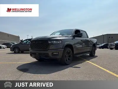 This Ram 1500 has a durable Regular Unleaded V-6 3.6 L/220 engine powering this Automatic transmissi...