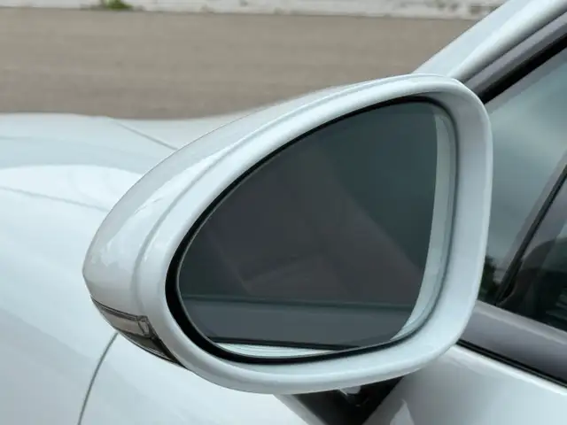2020 Porsche Panamera 10 YEAR EDITION | NO ACCIDENT | SOFT CLOSE in Cars & Trucks in City of Toronto - Image 16