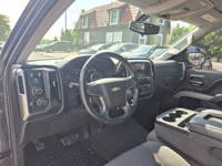 2015 CHEVROLET SILVERADO 1500 4WD ! CREW CAB , COMES CERTIFIED , VERY CLEAN , Welcome to CARS IN LOB... (image 9)