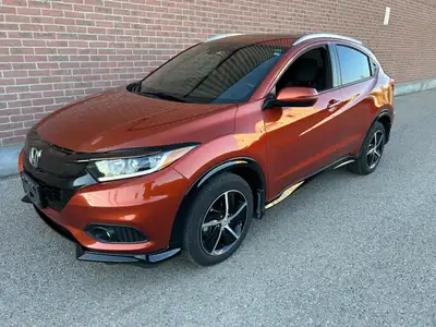 ALL WHEEL DRIVE, NON SMOKER, NO ACCIDENTS, VERY CLEAN, SPORT, ONE OWNER, BEAUTIFUL COLOR. MUST BE SE...