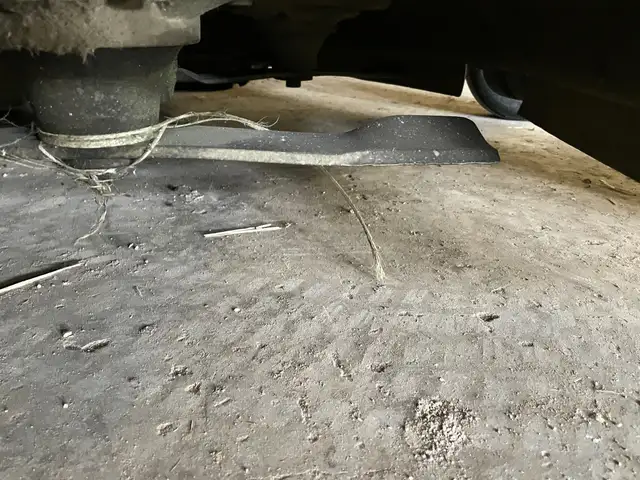 2014 John Deere Z930M Zero-Turn Mower in Farming Equipment in Saskatoon - Image 8