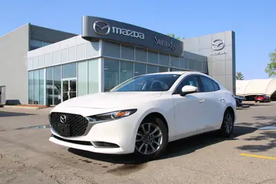 This used Mazda 3 comes stacked with Cloth upholstery, Heated front seats, Back up camera with rear...