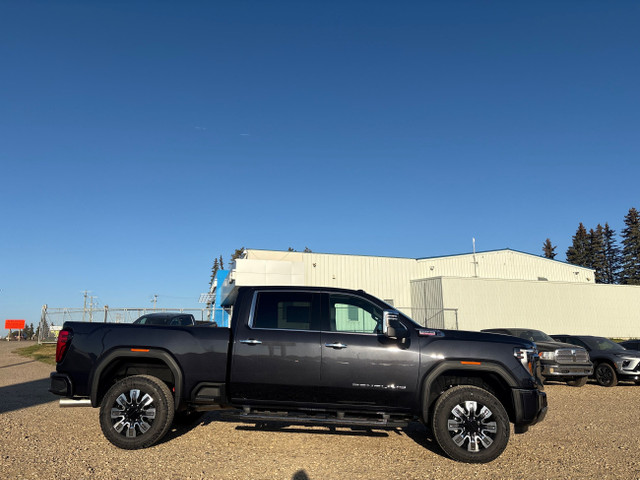 2026 GMC Sierra 3500HD Denali in Cars & Trucks in Edmonton - Image 3