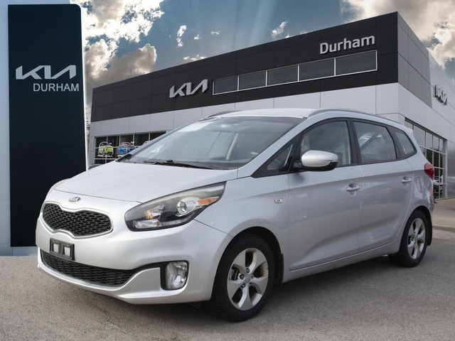 2014 KIA RONDO in Cars & Trucks in Oshawa / Durham Region