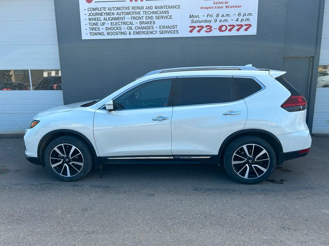  2017 Nissan Rogue AWD 4dr SL Platinum Low Mileage, Fully Loaded in Cars & Trucks in Swift Current - Image 4