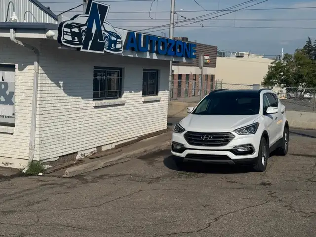 2018 Hyundai Santa Fe Sport 2.4L SE AWD in Cars & Trucks in Calgary - Image 3