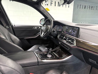 The 2020 BMW X5 xDrive40i blends luxury with performance, equipped with a robust 3.0L turbo engine a... (image 5)