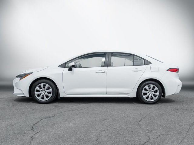 2022 Toyota Corolla LE | Heated Seats | Clean Carfax in Cars & Trucks in Hamilton - Image 3