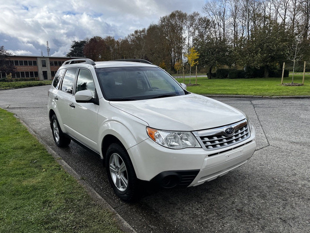 2012 Subaru Forester AWD in Cars & Trucks in Delta/Surrey/Langley