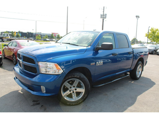 2017 Ram 1500 4WD Crew Cab 140.5 Express -Ltd Avail-, MAGS, A/C in Cars & Trucks in Longueuil / South Shore - Image 2