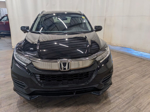 2019 Honda HR-V Touring AWD | Leather | Bluetooth | Navigation in Cars & Trucks in Calgary - Image 2