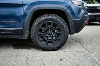 This 2019 Jeep Cherokee is for sale today. This SUV has 112,239 kms. It's _blue in colour . It has a... (image 6)