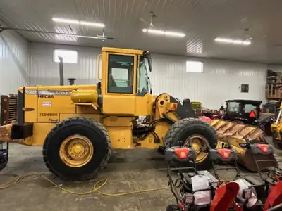 2000 VOLVO L70D WHEEL LOADER AUXILLAIARY HYDRAULICS, 2.5 YARD BUCKET, CAB, HEAT, POSITIVE AIR SHUTOF...
