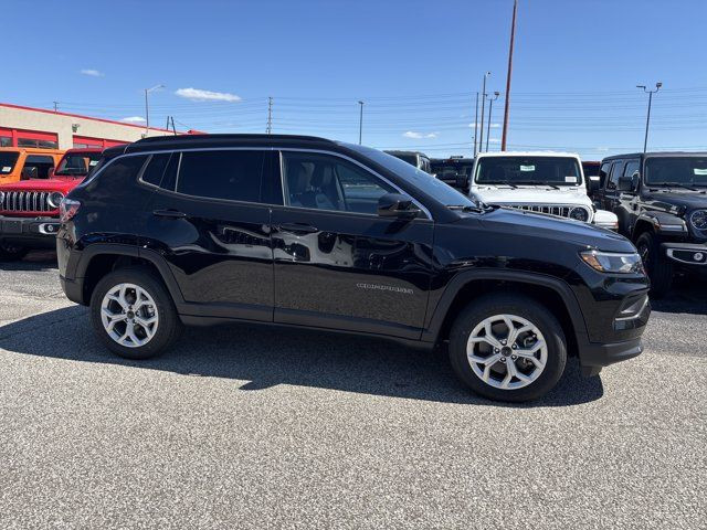 2025 Jeep Compass North in Cars & Trucks in Mississauga / Peel Region - Image 4