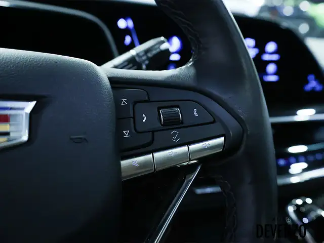 2024 Cadillac Escalade Premium Luxury with Air Ride Adaptive Sus in Cars & Trucks in Laval / North Shore - Image 22