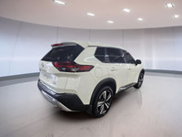 This small SUV is a blend of comfort and convenience, featuring a luxurious leather interior that in... (image 3)