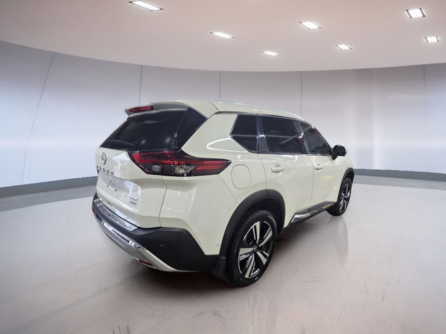 Nissan Rogue Platinum 2023 in Cars & Trucks in Medicine Hat - Image 4