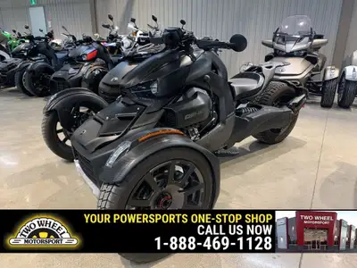 *1929* If you like the carbon fiber look you will love the graphic wrap kit on this low km Ryker Ral...
