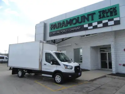 V6 GAS ENGINE, AUTO TRANS, AIRCOND, POWER WINDOWS & LOCKS WITH KEYLESS ENTRY, TILT STEERING WITH CRU...