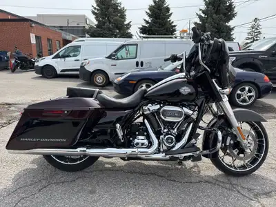 Check out this 2022 CANADIAN Harley-Davidson Street Glide Special 114ci with only 11,821kms. Be sure...