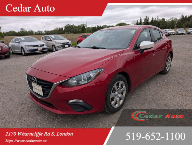 2015 Mazda MAZDA3 GS in Cars & Trucks in London - Image 3