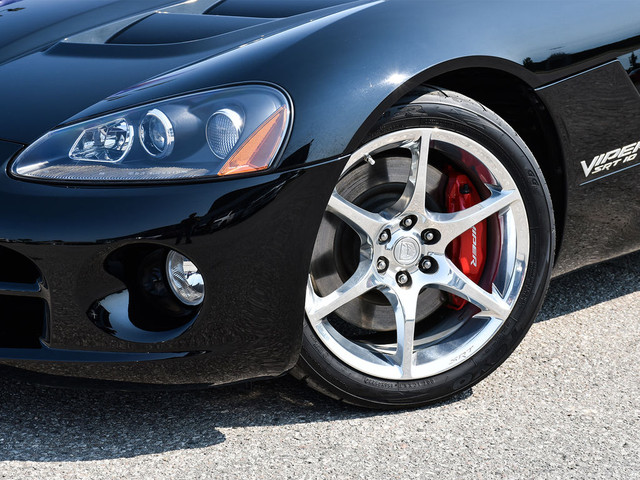 2009 Dodge Viper SRT10 ~600HP 8.4L V10 | 6-Speed | RARE | LOW KM in Cars & Trucks in Barrie - Image 2