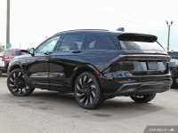 Sunroof, Cooled Seats, Premium Audio, Navigation, Wireless Charging! Very few crossover SUVs come cl... (image 3)