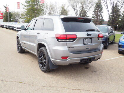 2019 Jeep Grand Cherokee Altitude 4x4. Navi. Heated Steering. Re in Cars & Trucks in Edmonton - Image 3