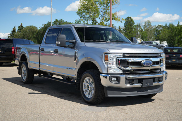 2022 Ford Super Duty F-350 SRW XLT in Cars & Trucks in Red Deer - Image 3