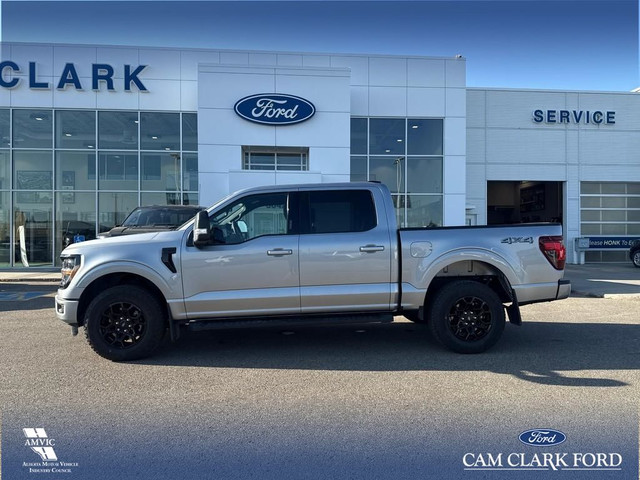 2024 Ford F-150 XLT CLEAN ONE OWNER CARFAX, BLACK PACKAGE, TO... in Cars & Trucks in Red Deer - Image 4