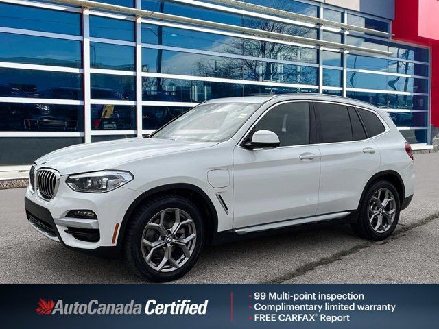 2021 BMW X3 X3 xDrive30e | Leather | Nav | Pano Roof in Cars & Trucks in Guelph