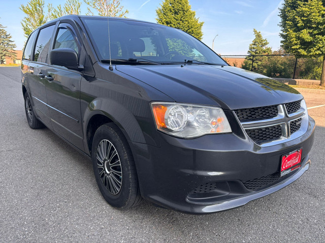 2011 Dodge Grand Caravan Express Front-wheel Drive Passenger Van in Cars & Trucks in Mississauga / Peel Region - Image 4