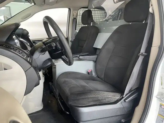 2015 Ram Cargo Van C/V in Cars & Trucks in City of Montréal - Image 15