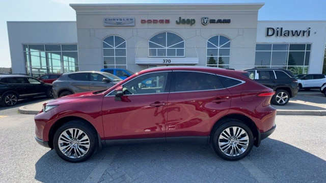 2022 Toyota Venza XLE AWD in Cars & Trucks in Ottawa - Image 2