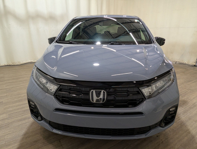 2025 Honda Odyssey Black Edition in Cars & Trucks in Calgary - Image 2