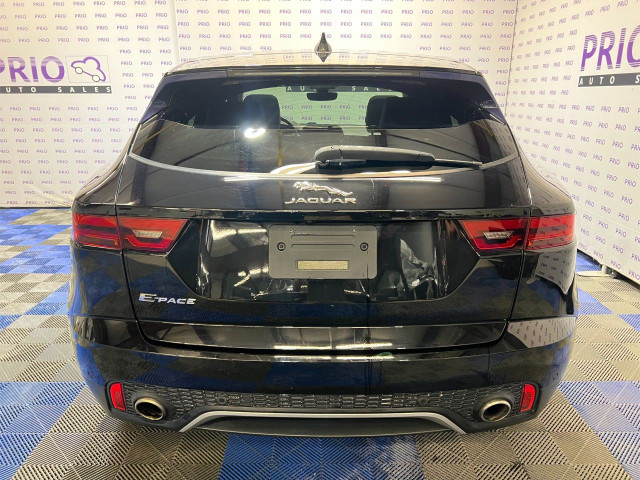 2020 Jaguar E-PACE in Cars & Trucks in Ottawa - Image 4