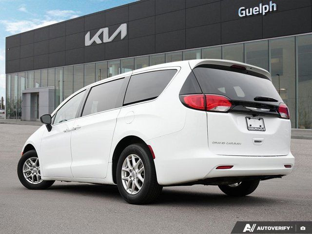 2024 Chrysler Voyager LX | Bucket Seats | Remote Start in Cars & Trucks in Guelph - Image 3