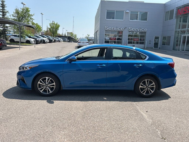 2022 Kia Forte EX IVT - NO ACCIDENTS / HEATED SEATS in Cars & Trucks in Calgary - Image 3