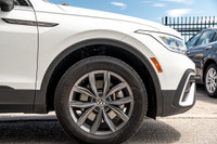 ENJOY 6 MONTHS NO PAYMENT!! COMFORTLINE 4MOTION| PANO | CLEAN CARFAX | HEATED SEATS | CAM VOLKSWAGEN... (image 9)